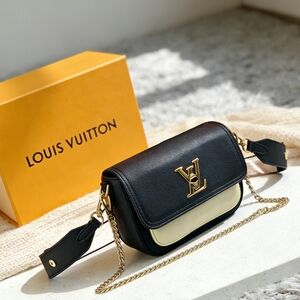 Louis Vuitton Lockme Tender Black Detailed Description